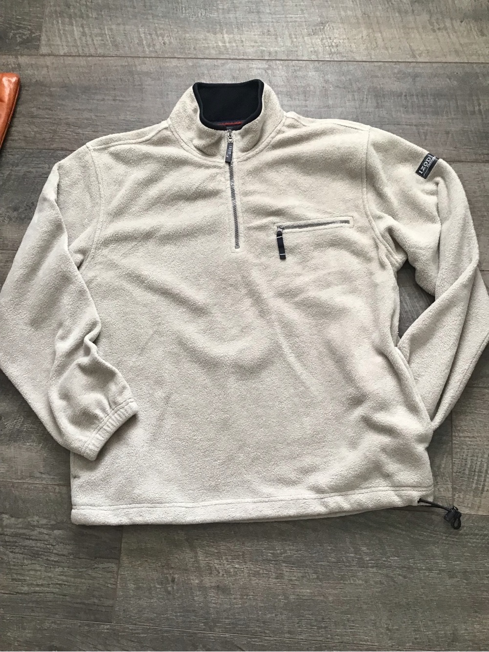 Izod Men's Cream Half-Zip Fleece Pullover